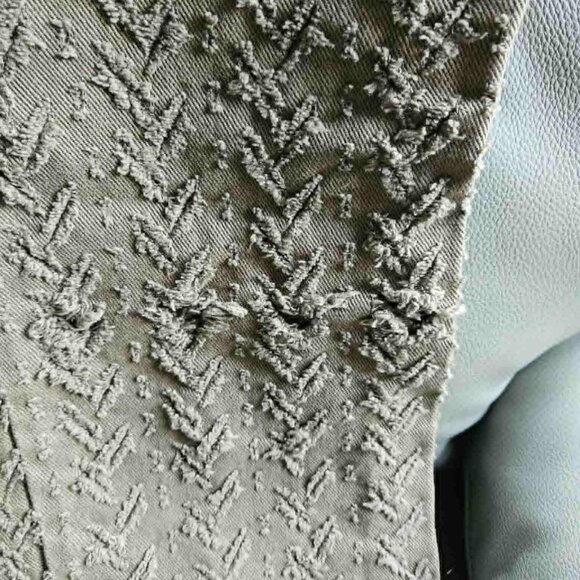 Alexander McQueen Jeans- New, No Tags - Picture 4 of 6